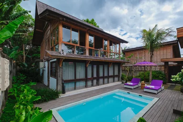 Private Pool Jungle